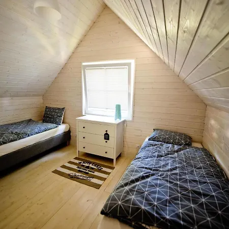 Сasa de vacaciones Comfortable, Two-story Holiday Houses For 5 People, *