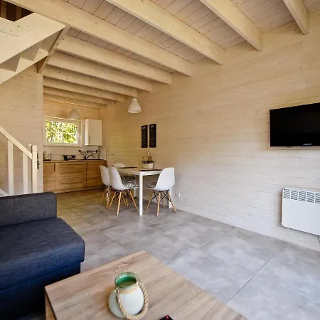 Сasa de vacaciones Comfortable, Two-story Holiday Houses For 5 People, Pobierowo